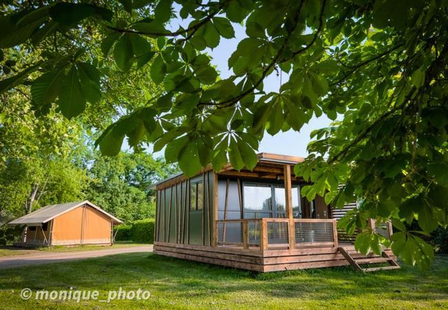 Onlycamp Le Pont Romain Yvre-l'Eveque Bagian luar foto
